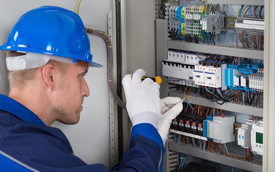 électricien courant faible Paris 2