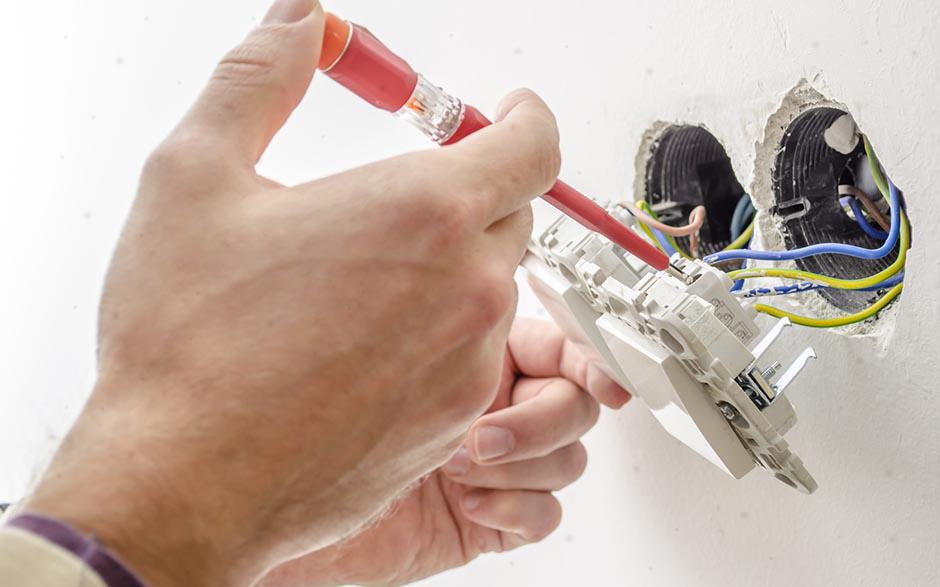 électricien courant faible Paris 2